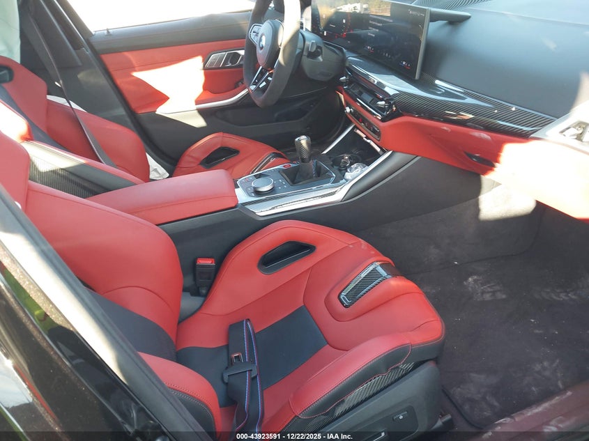 2025 BMW M3 VIN WBS13HJ02SFV42332 IAAI salvage auction — LEFT SIDE, Salvage Title, sold $48,950 on 2026-07-13 (photo 5)