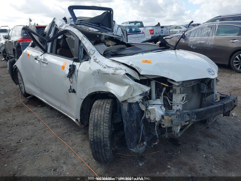 2015 Toyota Sienna VIN 5TDYK3DC1FS623619 IAAI salvage auction — BIO HAZARD, Salvage (North Carolina), sold $25 on 2026-07-29 (photo 1)