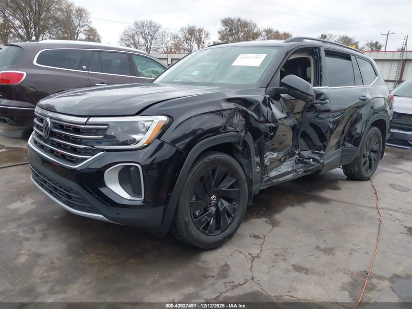 2024 Volkswagen Atlas VIN 1V2HR2CA8RC615298 IAAI salvage auction — LEFT SIDE, Other, sold $9,300 on 2026-07-28 (photo 2)