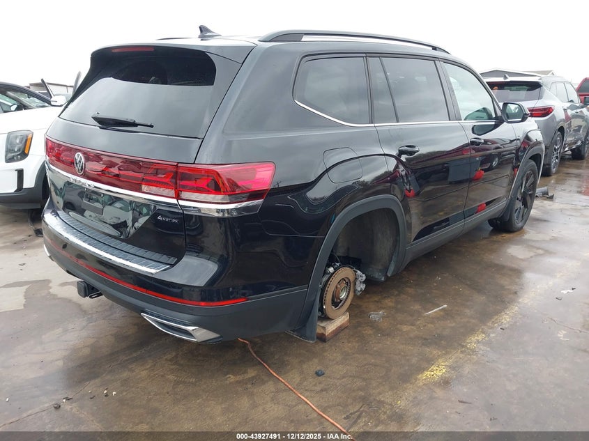 2024 Volkswagen Atlas VIN 1V2HR2CA8RC615298 IAAI salvage auction — LEFT SIDE, Other, sold $9,300 on 2026-07-28 (photo 4)