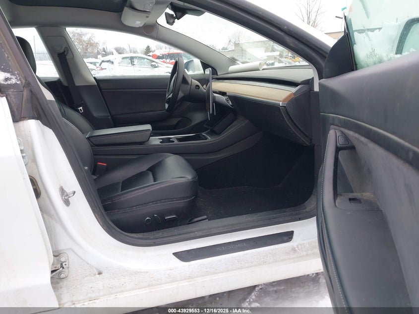 2021 Tesla Model 3 VIN 5YJ3E1EA3MF906222 IAAI salvage auction — REAR END, Mv-907A (New York), sold $5,800 on 2026-07-31 (photo 5)