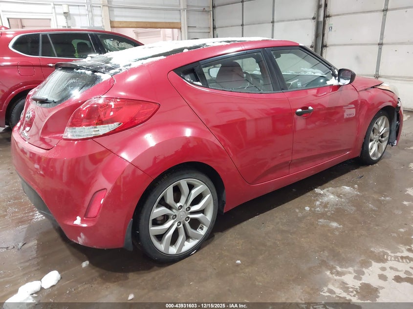 2012 Hyundai Veloster VIN KMHTC6AD7CU035717 IAAI salvage auction — LEFT FRONT, Salvage (Indiana), sold $1,150 on 2026-07-21 (photo 4)