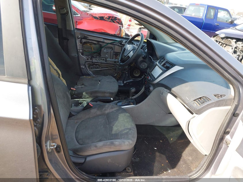 2016 Hyundai Accent VIN KMHCT4AE4GU013788 IAAI salvage auction — REAR END, Salvage (California), sold $525 on 2026-07-20 (photo 5)