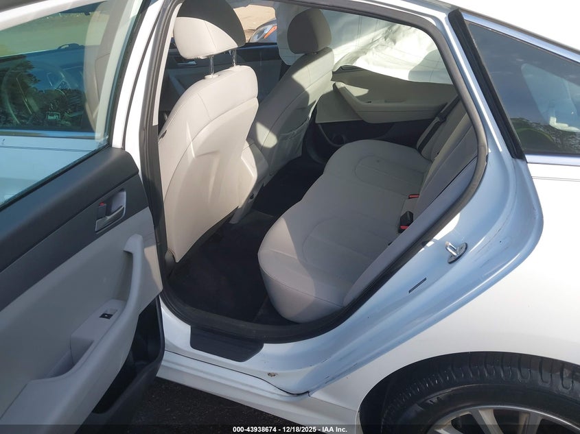2019 Hyundai Sonata VIN 5NPE24AF0KH755942 IAAI salvage auction — RIGHT SIDE, Other, sold $2,300 on 2026-07-18 (photo 8)