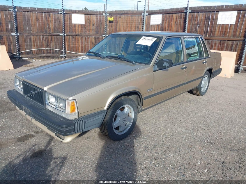1987 Volvo 740 VIN YV1FX8745H1136699 IAAI salvage auction — MECHANICAL, Bill Of Sale (Colorado), sold $375 on 2026-07-28 (photo 2)