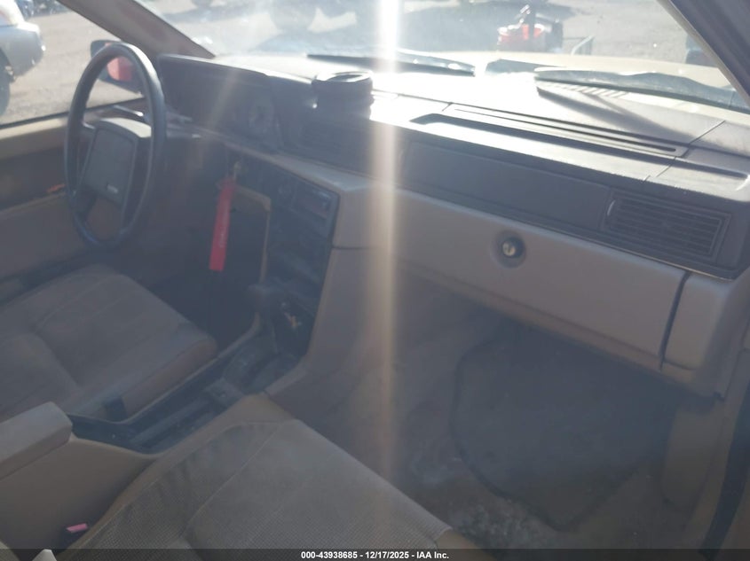 1987 Volvo 740 VIN YV1FX8745H1136699 IAAI salvage auction — MECHANICAL, Bill Of Sale (Colorado), sold $375 on 2026-07-28 (photo 5)