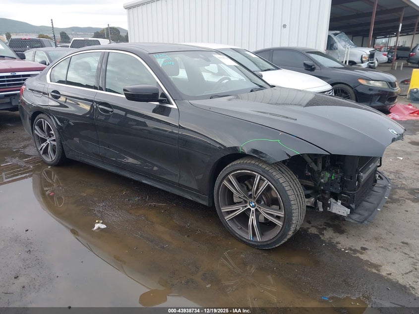 2020 BMW 3 series VIN 3MW5R1J04L8B11044 — IAAI salvage auction photo