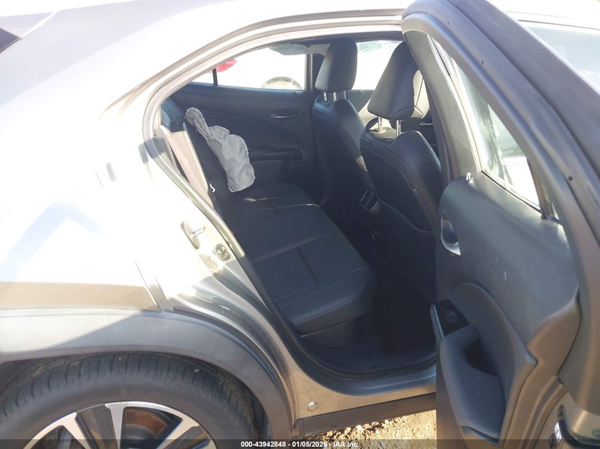 2020 Lexus Ux 250h VIN JTHX9JBH7L2033971 IAAI salvage auction — LEFT SIDE, Other, sold $9,500 on 2026-08-03 (photo 8)