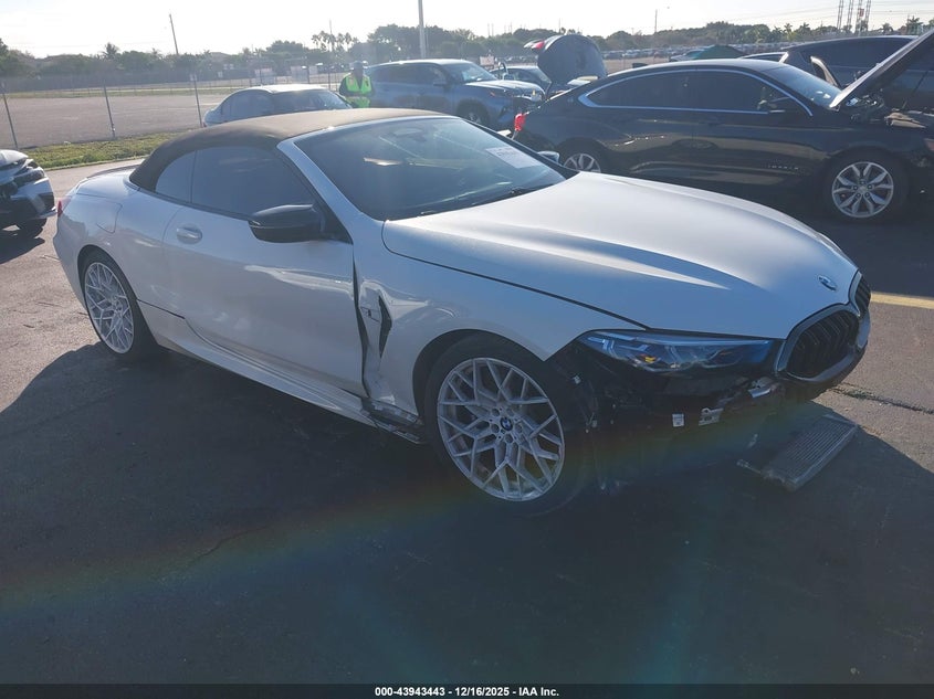 2022 BMW M8 VIN WBSDZ0C09NCH54115 IAAI salvage auction — UNDERCARRIAGE, Rebuildable (Florida), sold $26,000 on 2026-07-06 (photo 1)