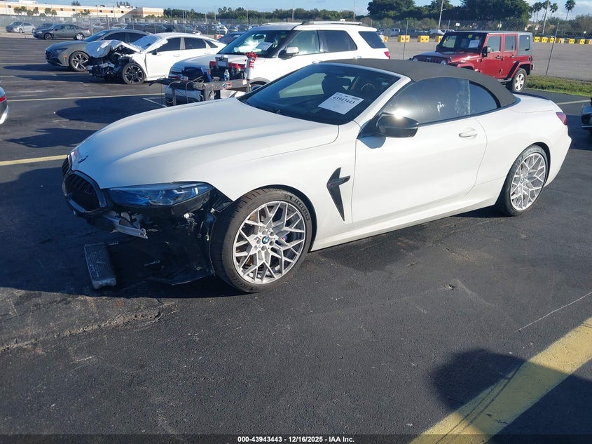 2022 BMW M8 VIN WBSDZ0C09NCH54115 IAAI salvage auction — UNDERCARRIAGE, Rebuildable (Florida), sold $26,000 on 2026-07-06 (photo 2)