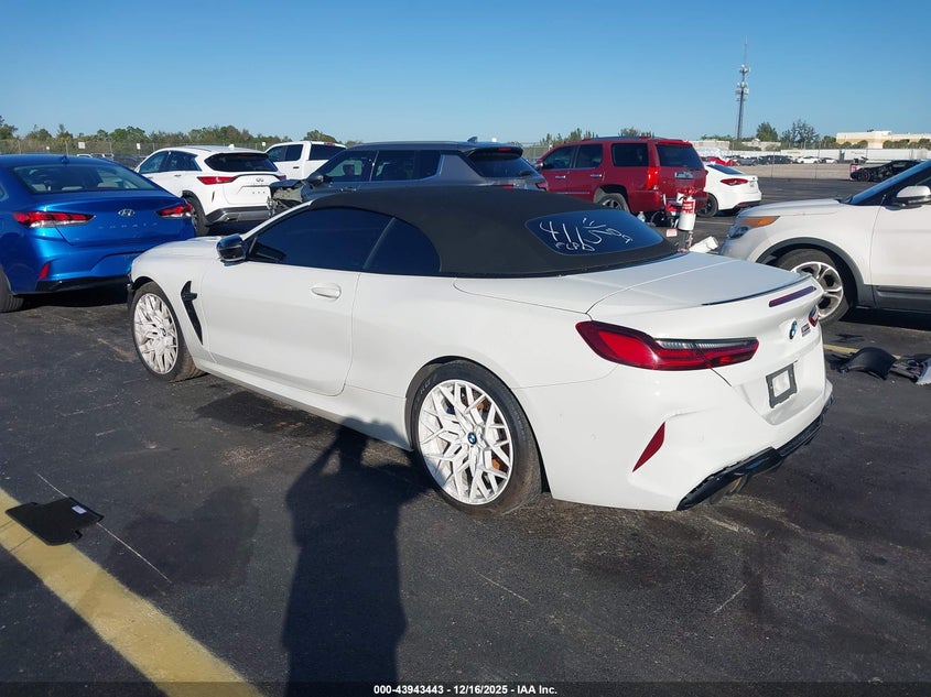 2022 BMW M8 VIN WBSDZ0C09NCH54115 IAAI salvage auction — UNDERCARRIAGE, Rebuildable (Florida), sold $26,000 on 2026-07-06 (photo 3)