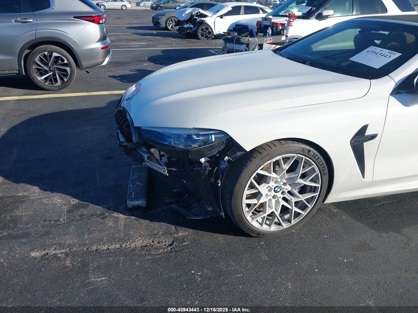 2022 BMW M8 VIN WBSDZ0C09NCH54115 IAAI salvage auction — UNDERCARRIAGE, Rebuildable (Florida), sold $26,000 on 2026-07-06 (photo 6)