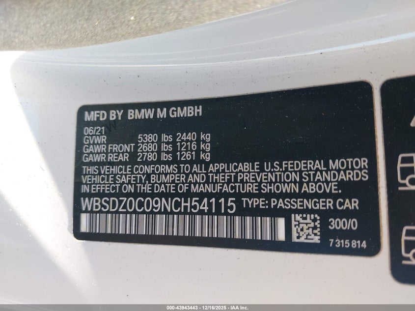 2022 BMW M8 VIN WBSDZ0C09NCH54115 IAAI salvage auction — UNDERCARRIAGE, Rebuildable (Florida), sold $26,000 on 2026-07-06 (photo 9)