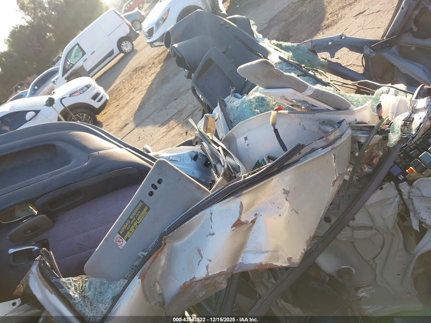 2001 Lexus Is VIN JTHBD182110033386 IAAI salvage auction — ROLLOVER, Non-Repairable (California), sold $25 on 2026-07-21 (photo 5)