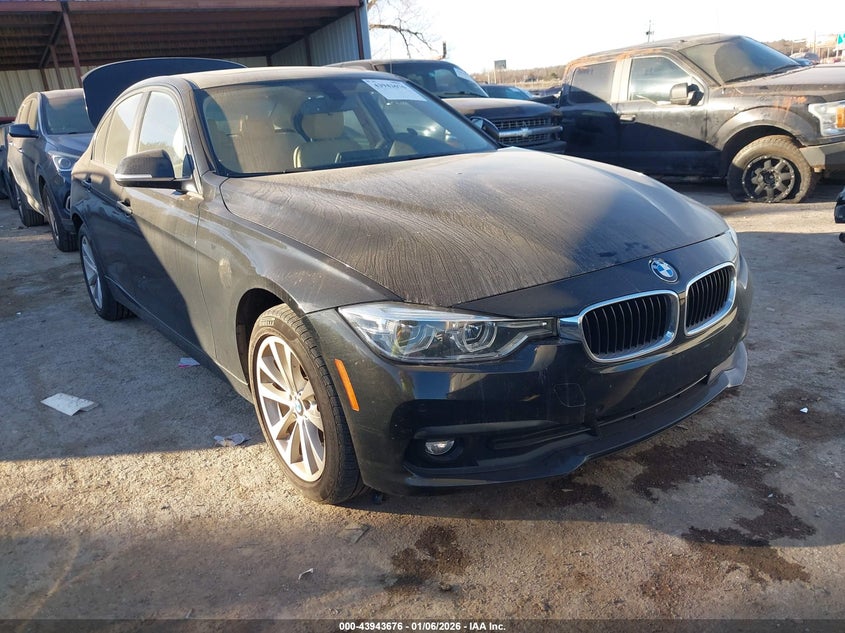 2018 BMW 3er VIN WBA8A3C58JA491760 IAAI salvage auction — REAR END, Clear (Oklahoma), sold $6,300 on 2026-08-19 (photo 1)
