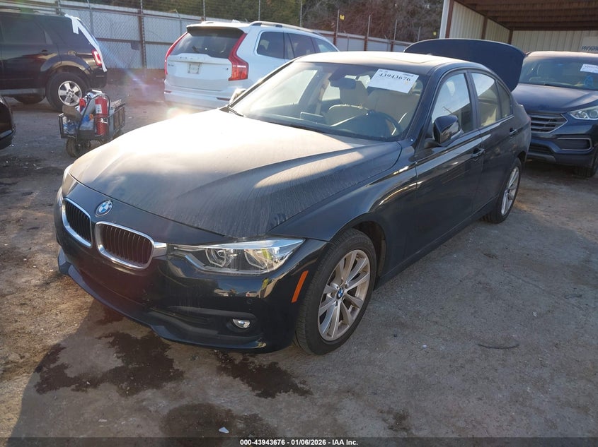 2018 BMW 3er VIN WBA8A3C58JA491760 IAAI salvage auction — REAR END, Clear (Oklahoma), sold $6,300 on 2026-08-19 (photo 2)
