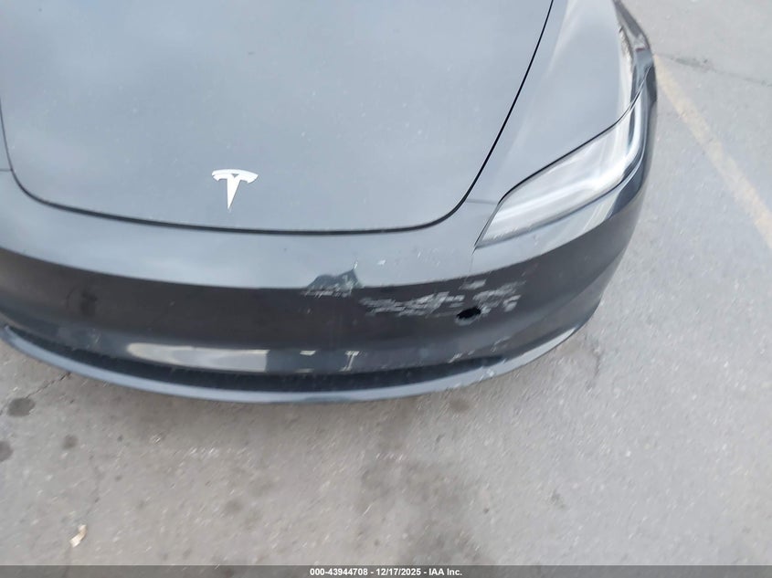 2025 Tesla Model 3 VIN 5YJ3E1EA8SF872243 IAAI salvage auction — FRONT & REAR, Salvage Title, sold $17,100 on 2026-07-09 (photo 6)