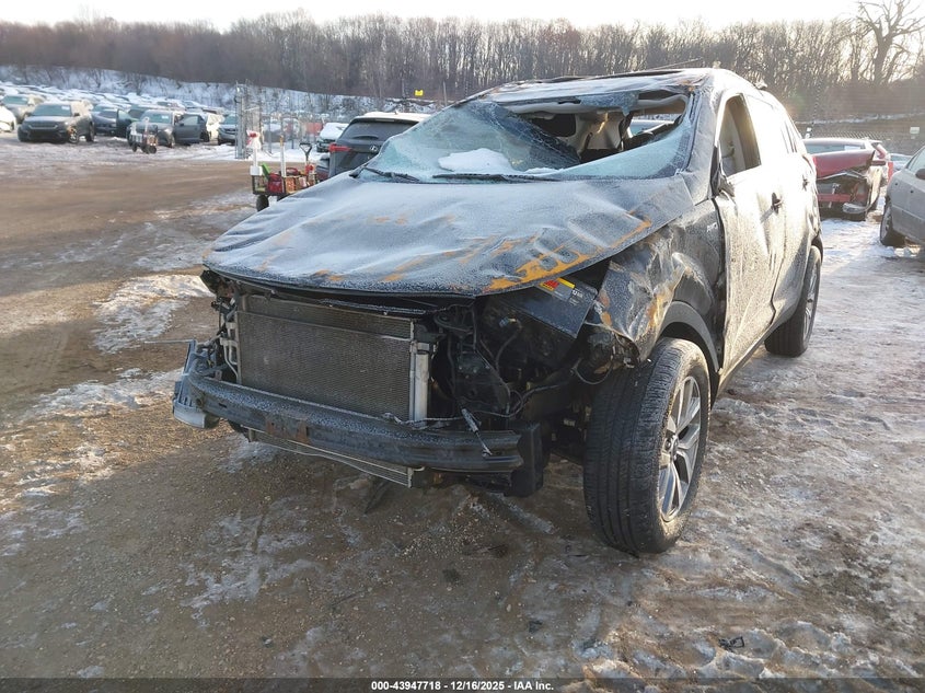 2015 Kia Sportage VIN KNDPBCAC8F7786987 IAAI salvage auction — ROLLOVER, Salvage Title, sold $275 on 2026-07-22 (photo 6)