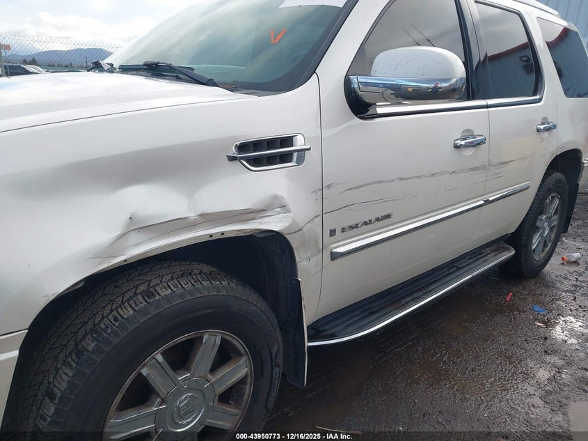 2007 Cadillac Escalade VIN 1GYFK63817R302082 IAAI salvage auction — LEFT SIDE, Salvage (Oregon), sold $1,400 on 2026-09-17 (photo 6)