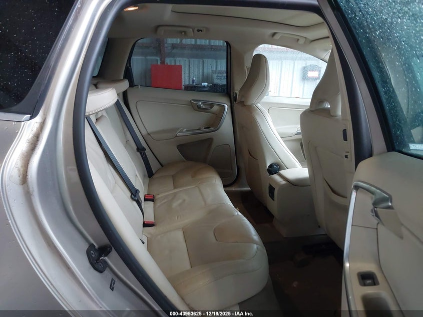 2012 Volvo Xc60 VIN YV4902DZ6C2297826 IAAI salvage auction — REAR END, Clear (New York), sold $400 on 2026-07-30 (photo 8)