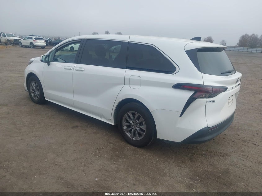2024 Toyota Sienna VIN 5TDKRKEC5RS216465 IAAI salvage auction — RIGHT SIDE, Salvage (Arkansas), sold $20,000 on 2026-07-29 (photo 3)