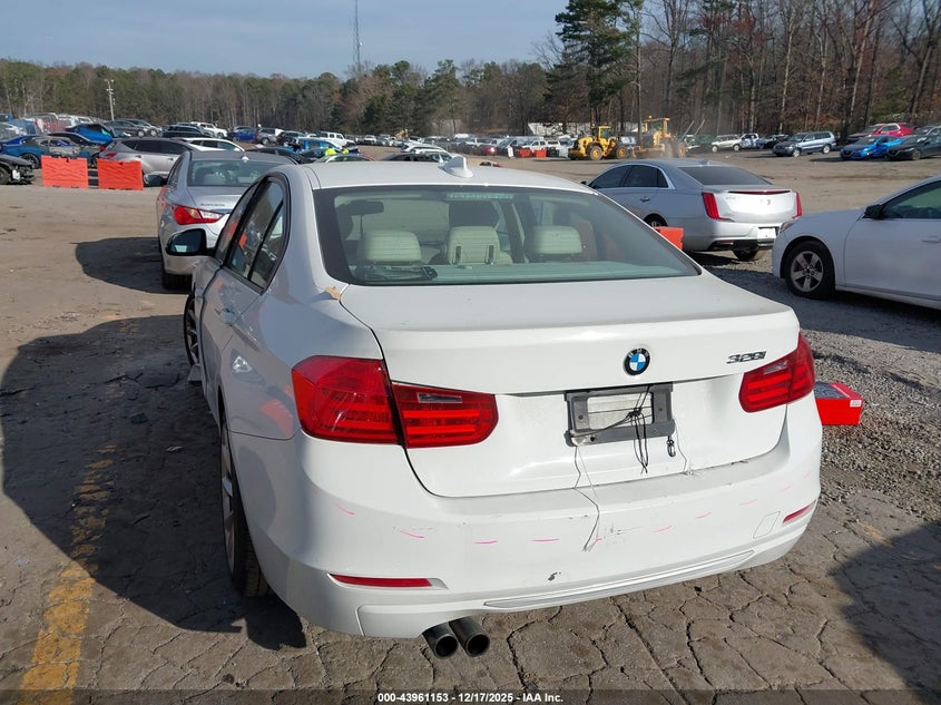 2013 BMW 3er VIN WBA3A5G58DNP23920 IAAI salvage auction — LEFT SIDE, Salvage Title, sold $625 on 2026-07-29 (photo 3)
