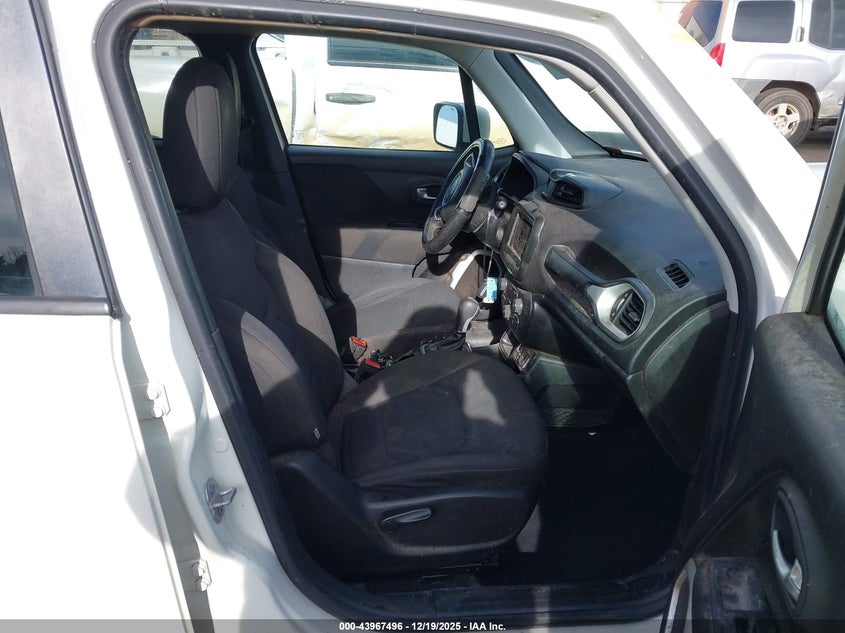 2018 Jeep Renegade VIN ZACCJABB7JPH05050 IAAI salvage auction — LEFT FRONT, Clear (Oklahoma), sold $650 on 2026-08-05 (photo 5)