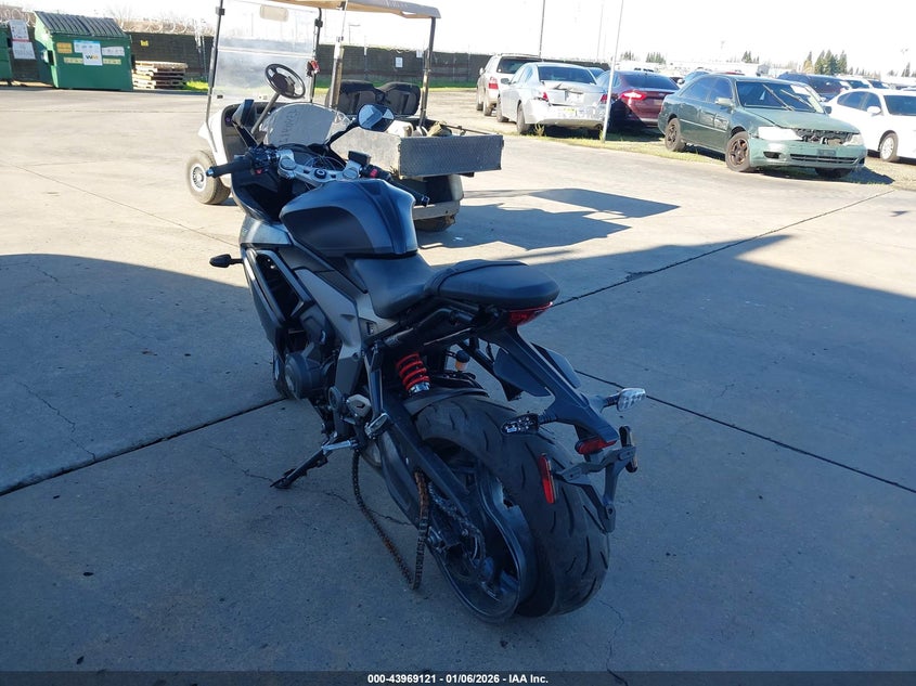 2025 VIN SMTL23UF3STBX9647 IAAI salvage auction — REAR END, Salvage (California), sold $775 on 2026-07-29 (photo 3)