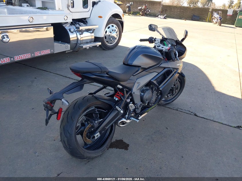2025 VIN SMTL23UF3STBX9647 IAAI salvage auction — REAR END, Salvage (California), sold $775 on 2026-07-29 (photo 4)