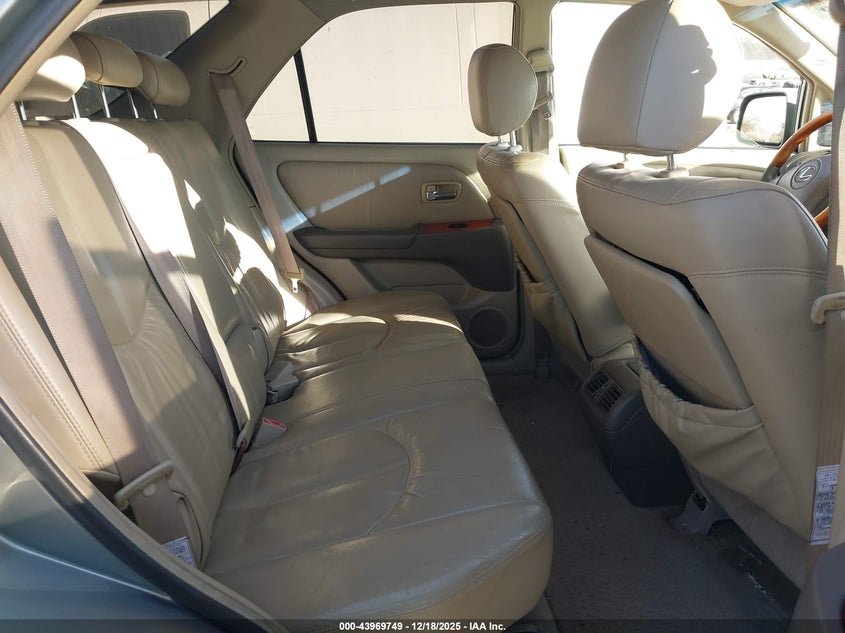 2001 Lexus Rx 300 VIN JTJHF10UX10188146 IAAI salvage auction — LEFT FRONT, Salvage (California), sold $100 on 2026-07-22 (photo 8)