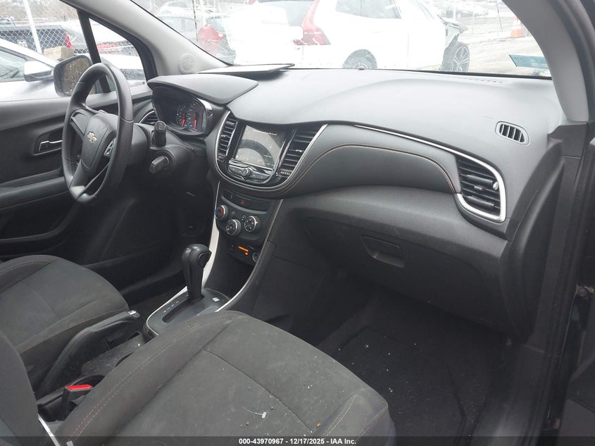2018 Chevrolet Trax VIN 3GNCJNSB3JL206575 IAAI salvage auction — NORMAL WEAR, Other, sold $1,100 on 2026-07-22 (photo 5)