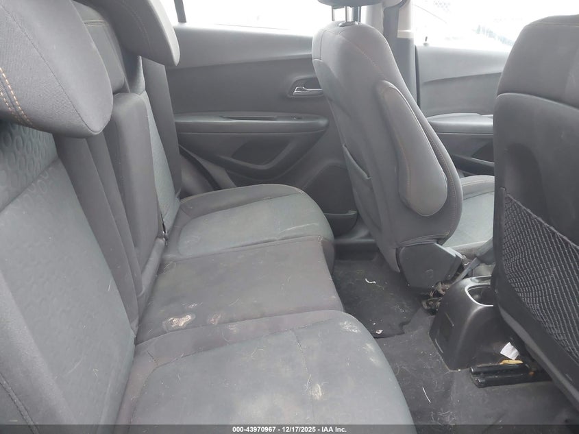2018 Chevrolet Trax VIN 3GNCJNSB3JL206575 IAAI salvage auction — NORMAL WEAR, Other, sold $1,100 on 2026-07-22 (photo 8)