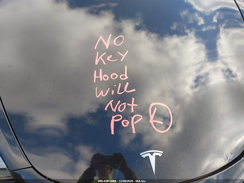 2022 Tesla Model 3 VIN 5YJ3E1EB4NF189811 IAAI salvage auction — REAR END, Other, sold $5,600 on 2026-07-18 (photo 7)