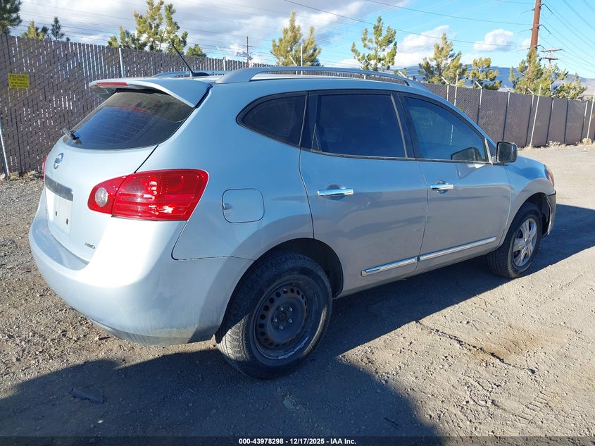 2015 Nissan Rogue VIN JN8AS5MV2FW256748 IAAI salvage auction — NORMAL WEAR, Regular (Nevada), sold $125 on 2026-07-10 (photo 4)