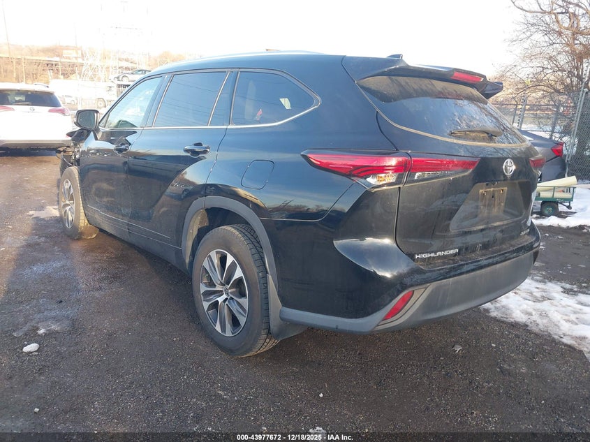2021 Toyota Highlander VIN 5TDGZRBH7MS136009 IAAI salvage auction — FRONT END, Salvage (New Jersey), sold $14,100 on 2026-07-10 (photo 3)