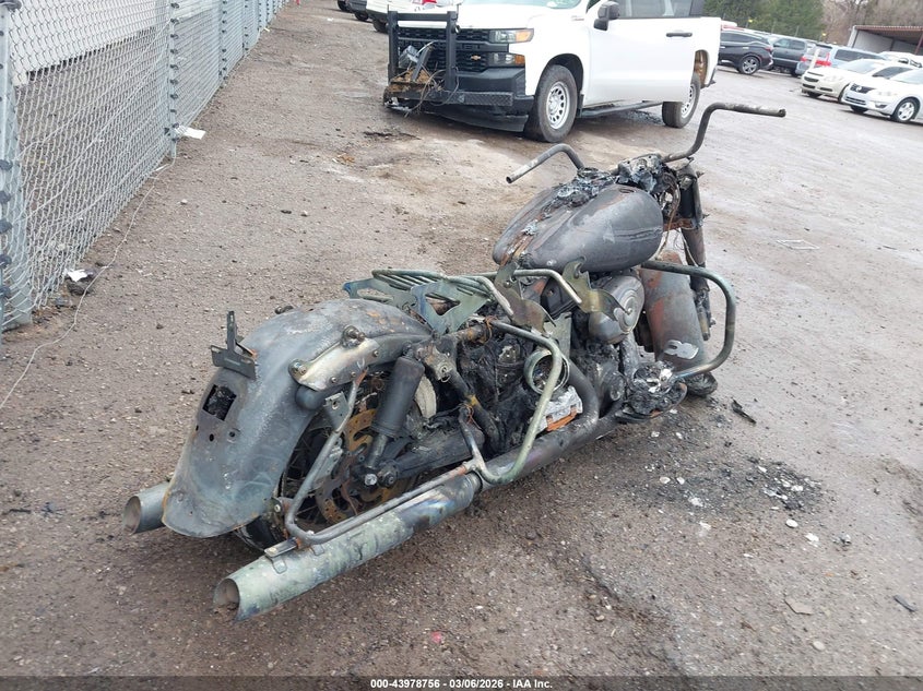 2013 Harley-davidson Road king VIN 1HD1FRM19DB660511 IAAI salvage auction — TOTAL BURN, Junk (Oklahoma), sold $25 on 2026-07-08 (photo 4)