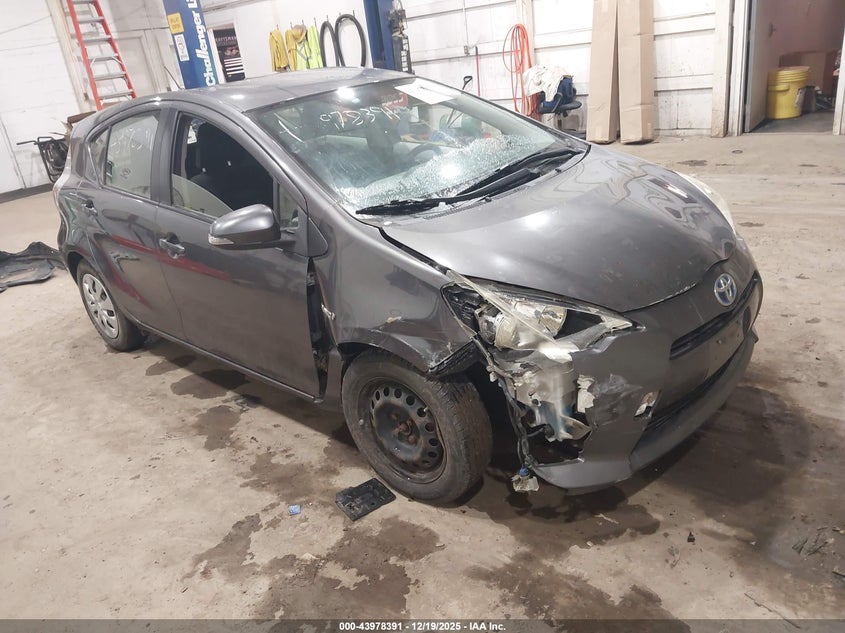 2012 Toyota Prius c VIN JTDKDTB3XC1526219 IAAI salvage auction — RIGHT FRONT, Salvage (Indiana), sold $400 on 2026-07-21 (photo 1)