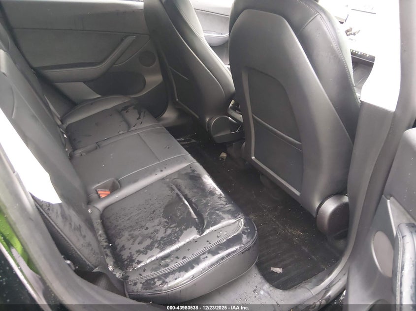 2022 Tesla Model y VIN 7SAYGDEF2NF380201 IAAI salvage auction — FRONT & REAR, Salvage Title, sold $7,425 on 2026-07-16 (photo 8)