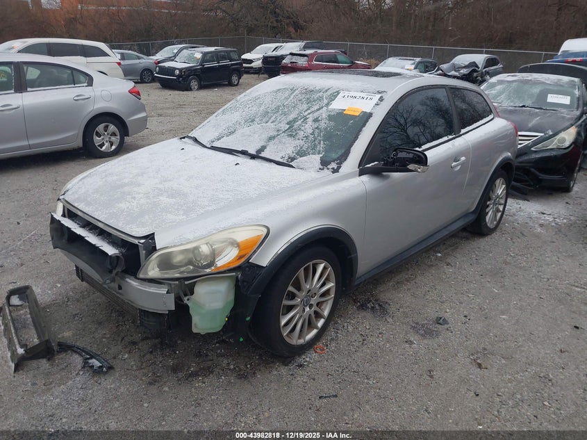 2011 Volvo C30 VIN YV1672MK7B2203627 IAAI salvage auction — FRONT END, Salvage (Ohio), sold $25 on 2026-07-21 (photo 2)