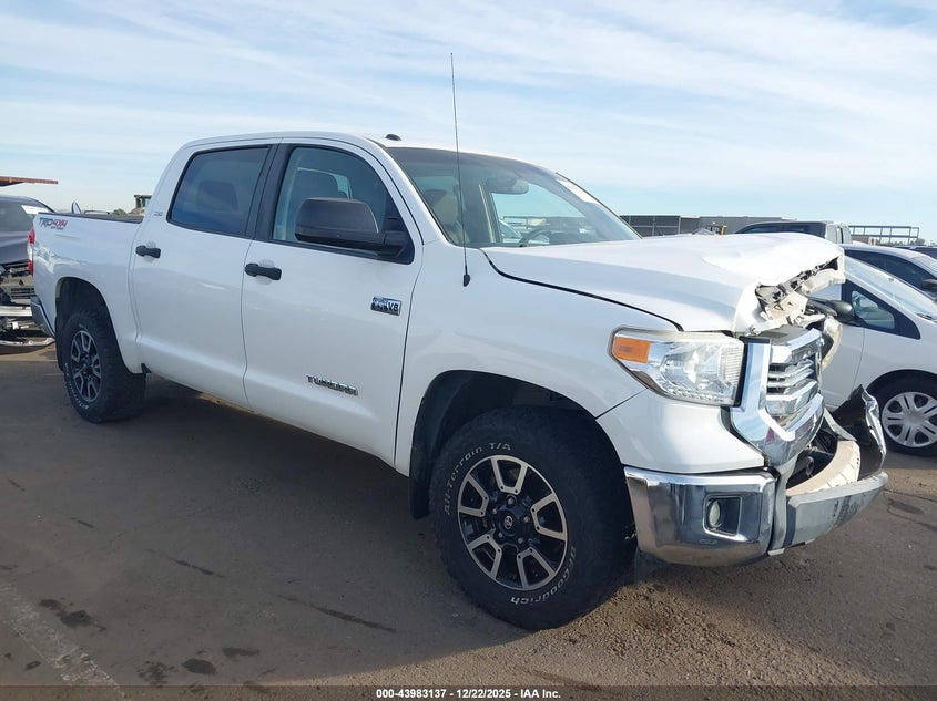 2015 Toyota Tundra VIN 5TFDW5F18FX436270 IAAI salvage auction — LEFT FRONT, Salvage Title, sold $10,200 on 2026-07-09 (photo 1)