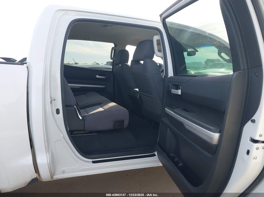 2015 Toyota Tundra VIN 5TFDW5F18FX436270 IAAI salvage auction — LEFT FRONT, Salvage Title, sold $10,200 on 2026-07-09 (photo 8)