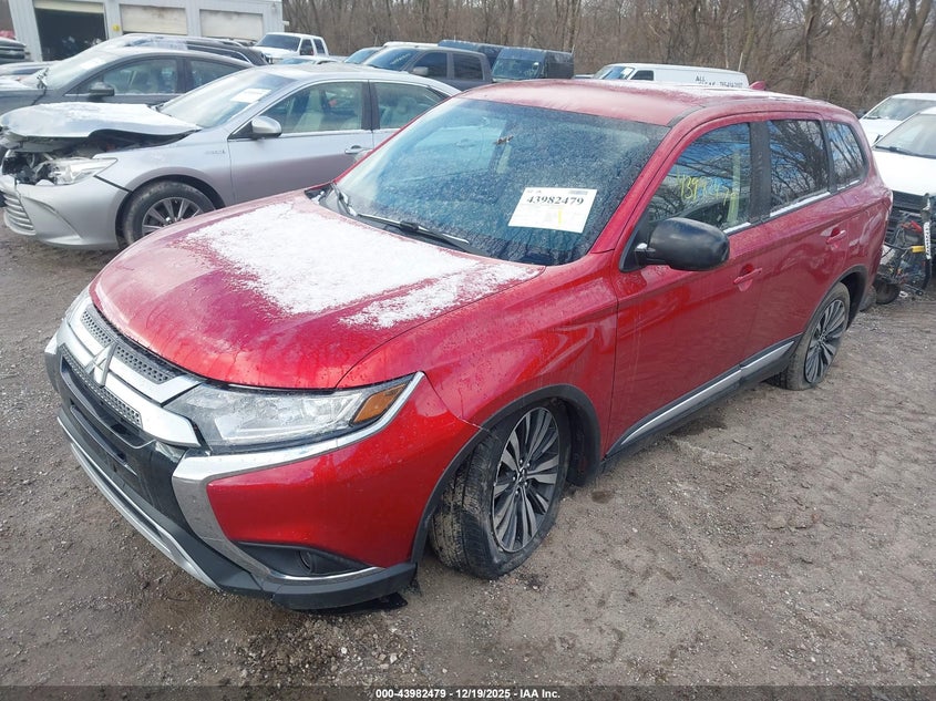 2020 Mitsubishi Outlander VIN JA4AD2A31LZ012147 IAAI salvage auction — TRANSMISSION, Salvage (Indiana), sold $1,900 on 2026-07-29 (photo 2)