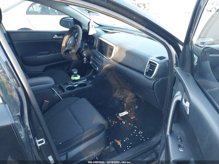 2021 Kia Sportage VIN KNDPMCAC9M7918355 IAAI salvage auction — FRONT END, Salvage Title, sold $2,350 on 2026-07-23 (photo 5)