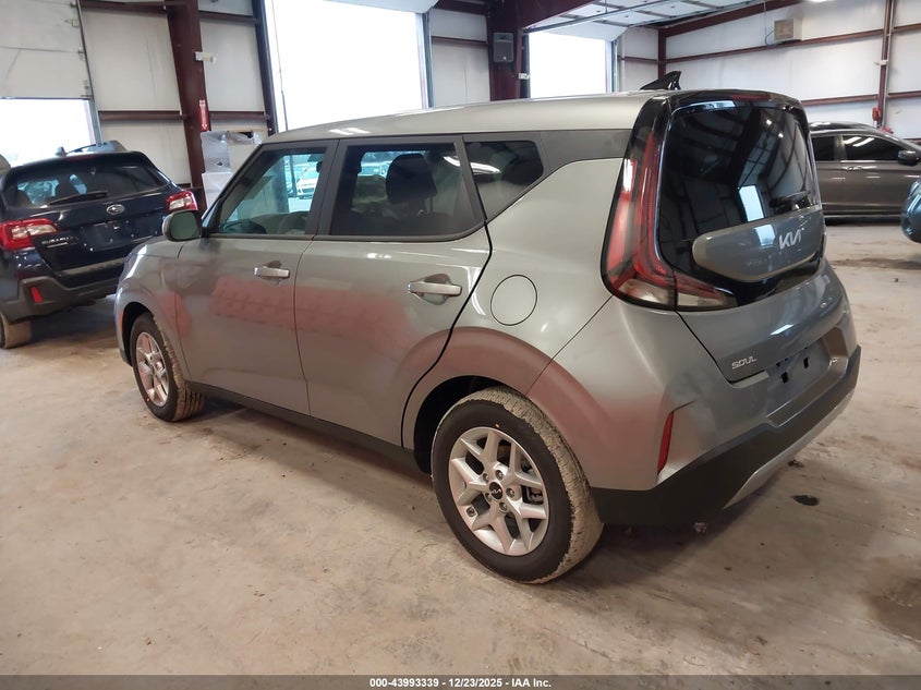 2025 Kia Soul VIN KNDJ23AUXS7966707 IAAI salvage auction — RIGHT SIDE, Salvage (Kentucky), sold $3,550 on 2026-07-29 (photo 3)