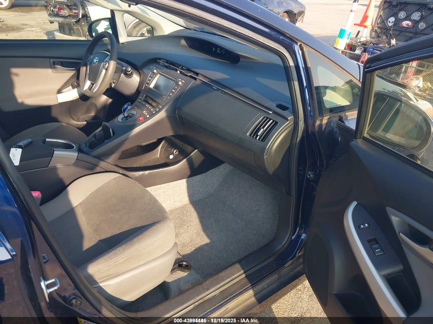 2012 Toyota Prius VIN JTDKN3DU8C1578421 IAAI salvage auction — LEFT FRONT, Salvage (Idaho), sold $3,400 on 2026-07-08 (photo 5)
