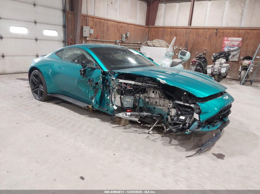2025 Aston martin Vantage VIN SCFSMGFW5SGN10079 — IAAI salvage auction photo