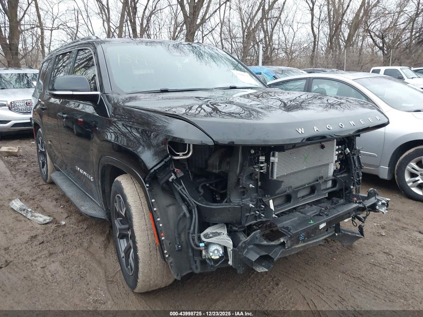 2023 Jeep Wagoneer VIN 1C4SJVDPXPS501292 — IAAI salvage auction photo