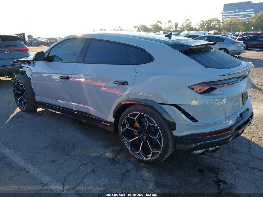 2023 Lamborghini Urus VIN ZPBUC3ZL5PLA27431 IAAI salvage auction — Front End, Salvage (California), sold $156,000 on 2026-06-18 (photo 3)