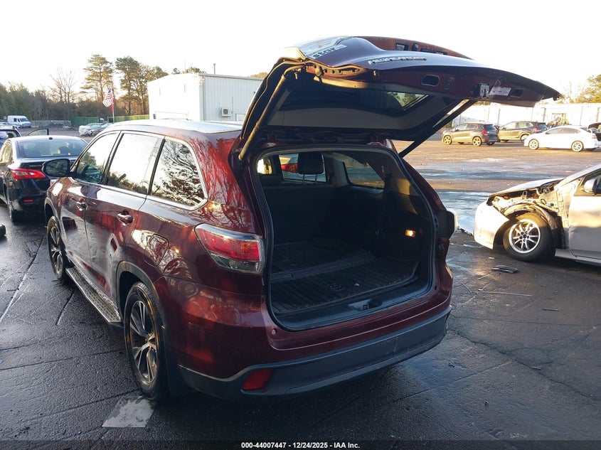 2016 Toyota Highlander VIN 5TDJKRFH3GS301224 IAAI salvage auction — RIGHT SIDE, Mv-907A (New York), sold $10,875 on 2026-07-21 (photo 3)