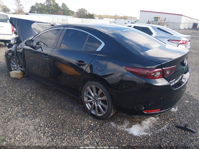 2021 Mazda 3 VIN JM1BPABL7M1330686 IAAI salvage auction — FRONT END, Salvage Title, sold $425 on 2026-07-24 (photo 3)